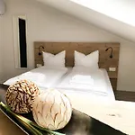 Апартаменты Smart Haus Azur 812 *