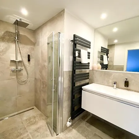 Smart Haus Azur 812 아파트 *